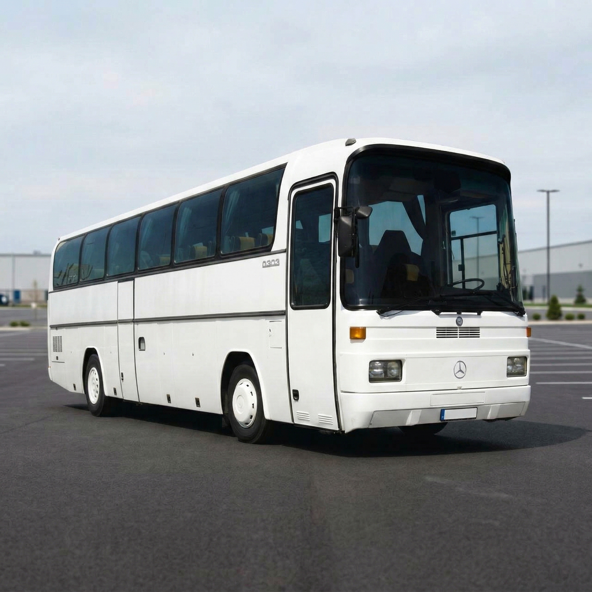 Автобус Mercedes